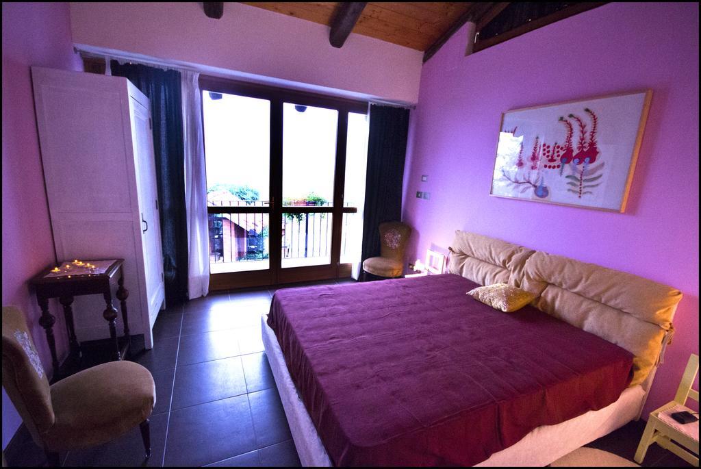 Bed and Breakfast Il Giardino Di Iside Roletto Zimmer foto