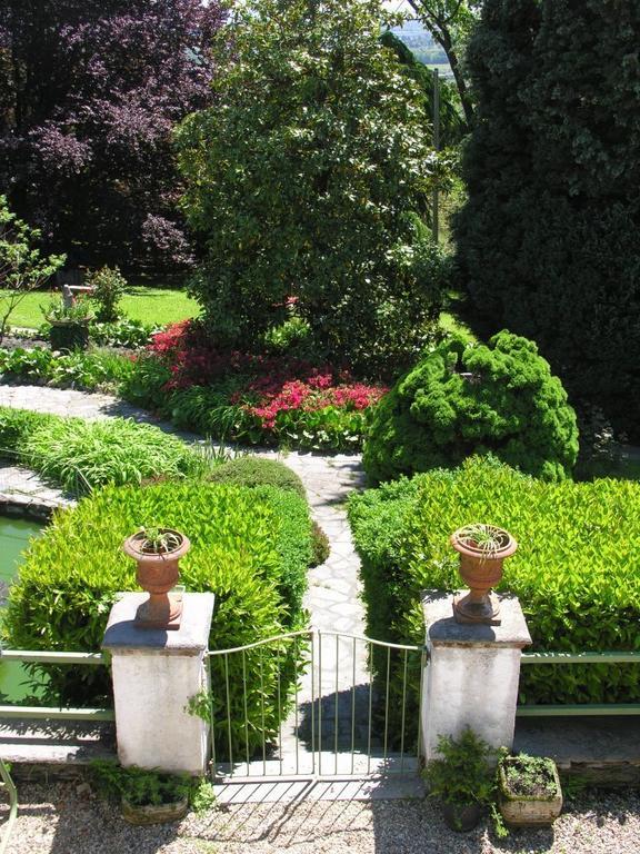Bed and Breakfast Il Giardino Di Iside Roletto Exterior foto